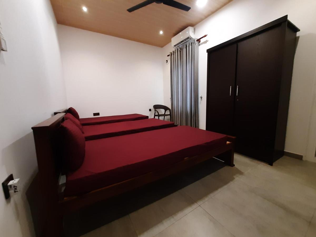 Taj Residence Puttalam Eksteriør billede