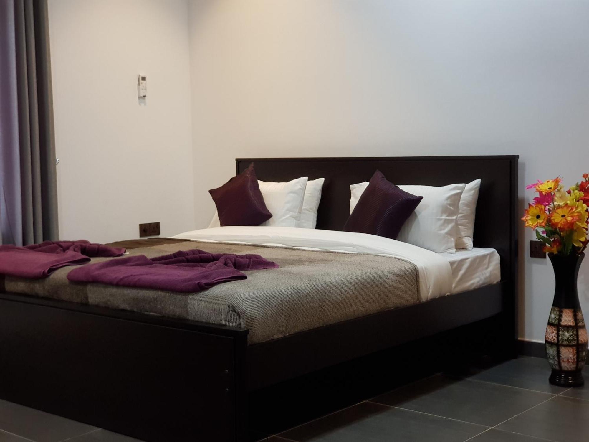Taj Residence Puttalam Eksteriør billede